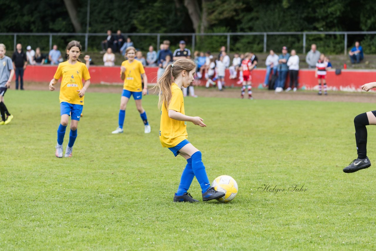 Bild 605 - Loewinnen Cup